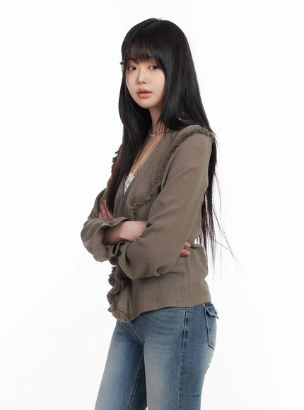 romantic-ruffle-trimmed-blouse-cm513