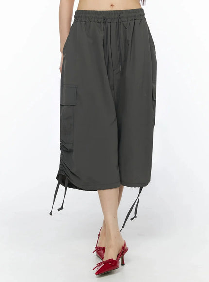 adjustable-cargo-bermuda-pants-iy526