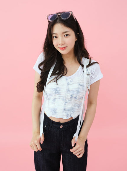 Deep Round Neck Basic Crop T-Shirt BU5