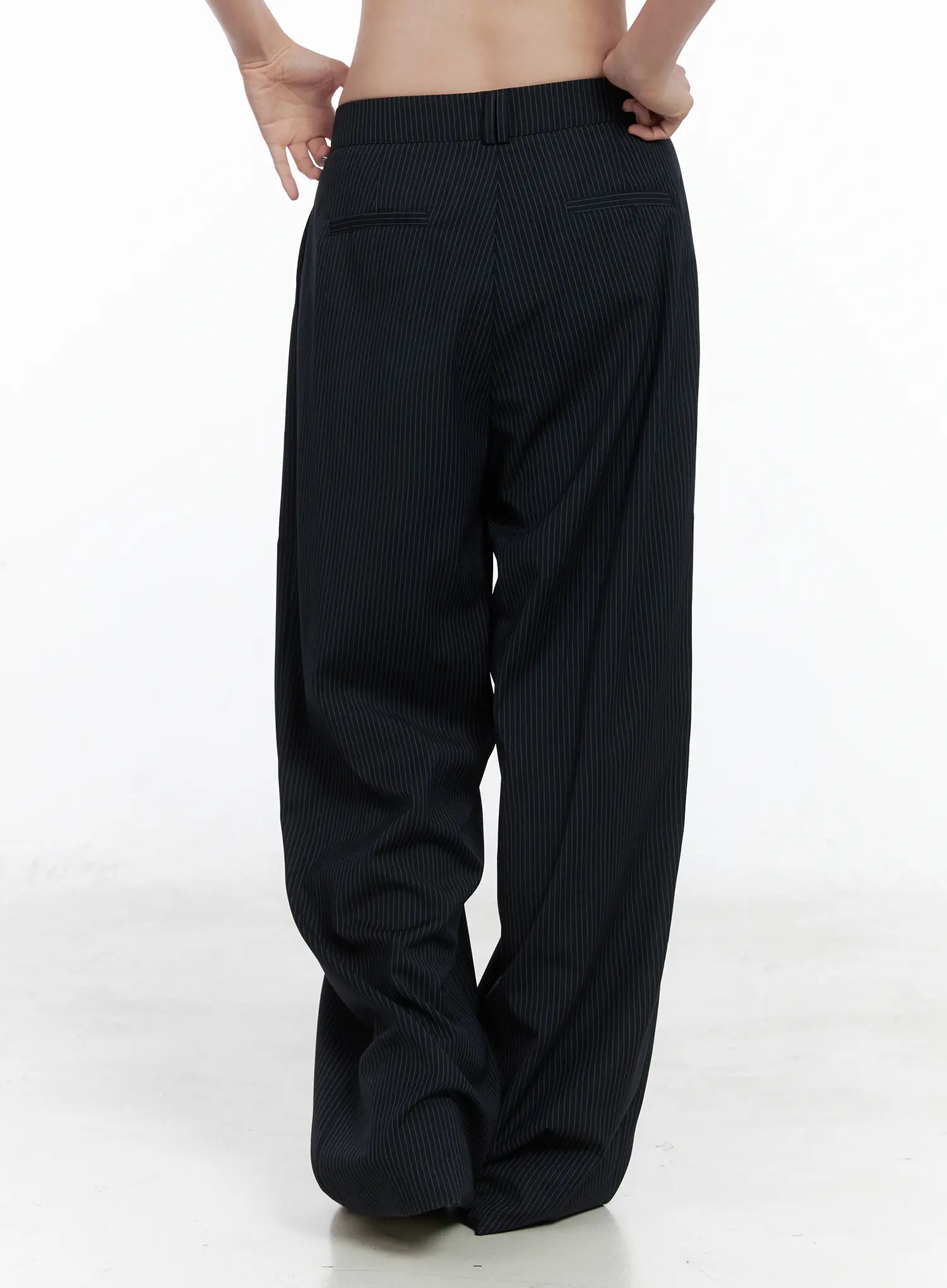classic-striped-wide-trousers-cn518