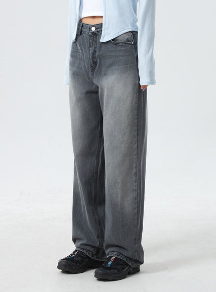 Low Rise Mid-Wash Jeans CM327