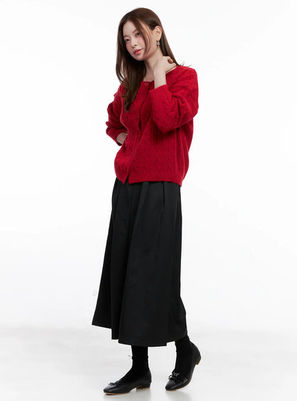 Loose-Fit Cable Knit Cardigan CG521