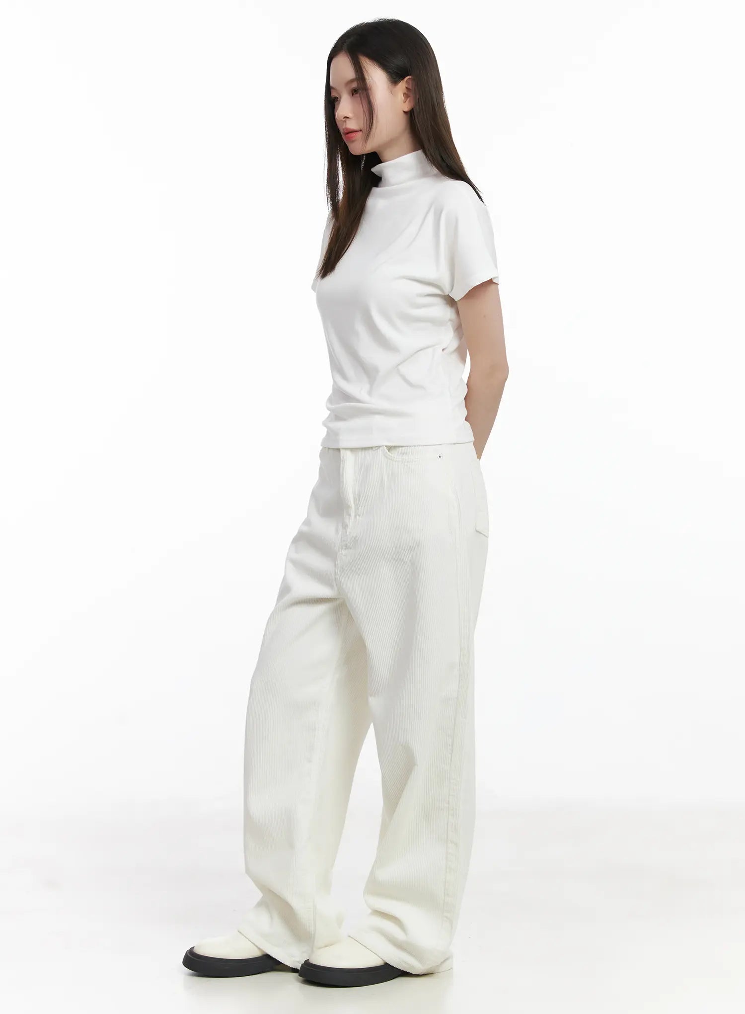Relaxed-Fit Corduroy Pants CJ507