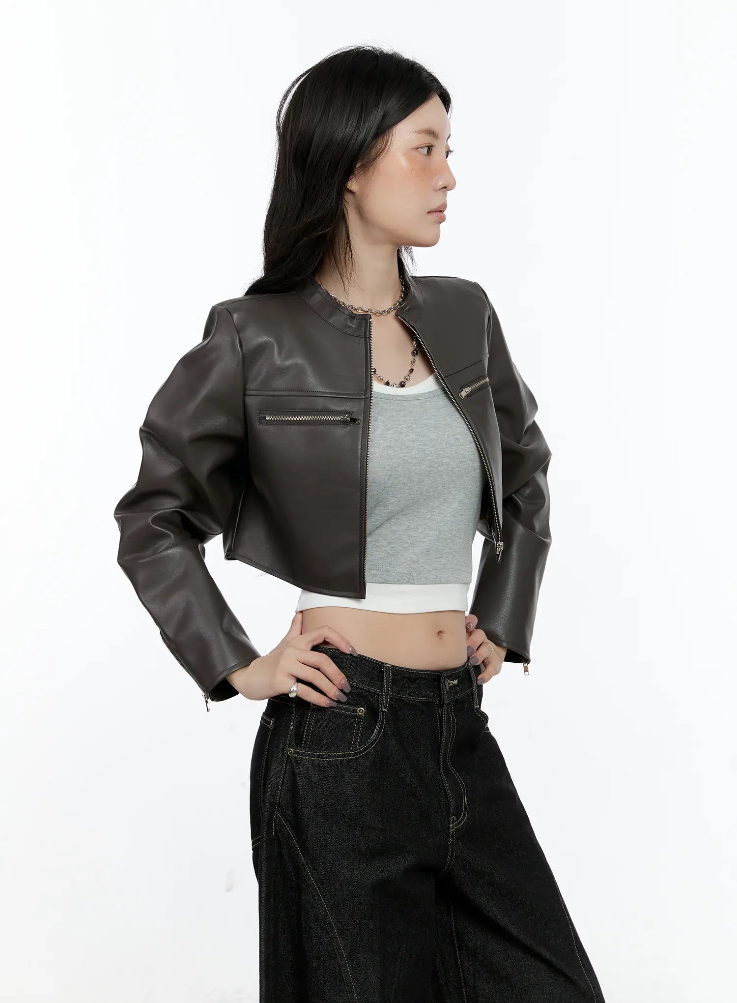 cropped-hooded-puffer-jacket-cn517