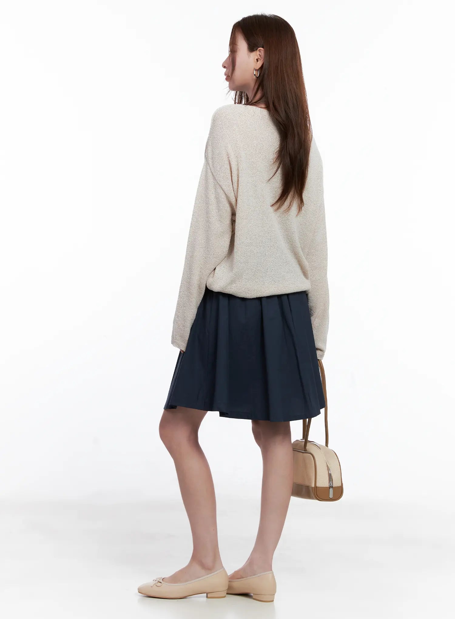 loose-fit-boat-neck-pullover-knit-cg520