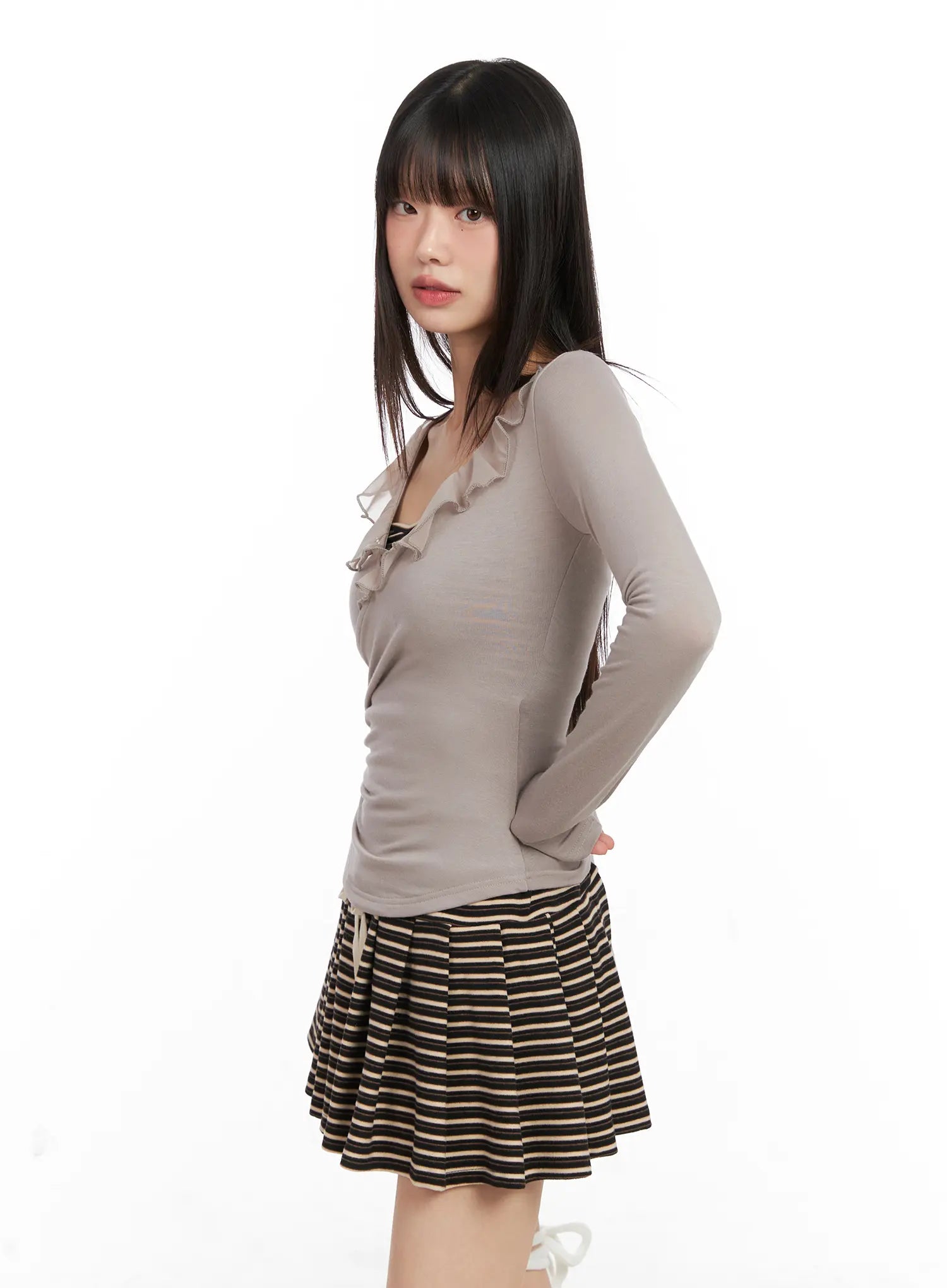 ruffled-v-neck-chiffon-top-cn520