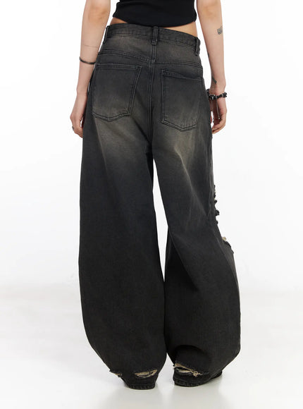 Quincy Distressed Baggy Jeans CF527