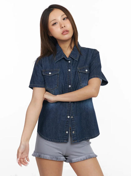 short-sleeve-denim-button-up-shirt-iy501