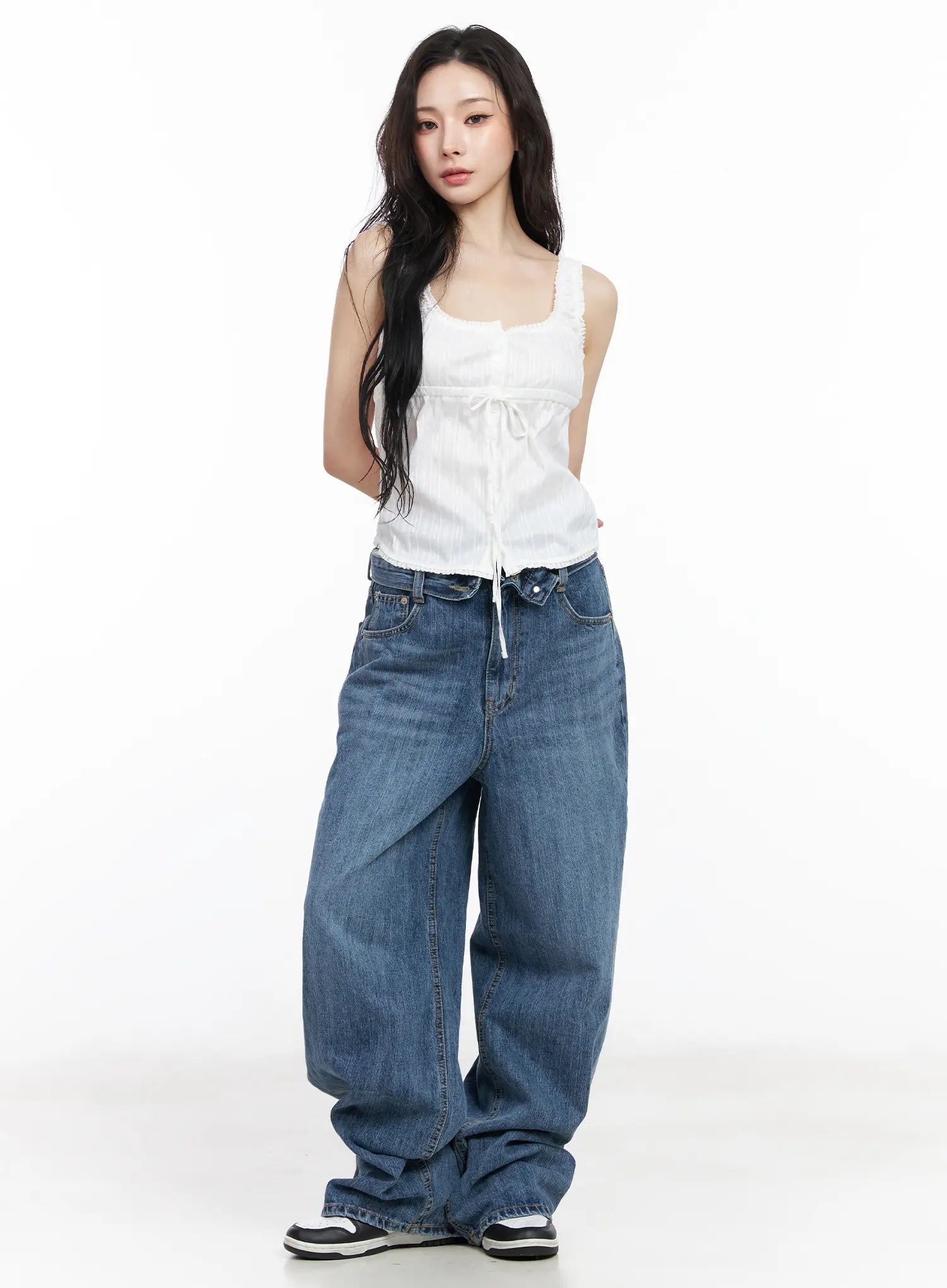 eunj-low-rise-wide-leg-jeans-cm519
