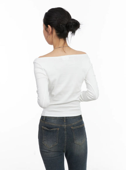 studded-boat-neck-long-sleeve-top-cd509