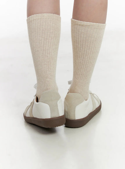 classic-unisex-sneakers-cn527