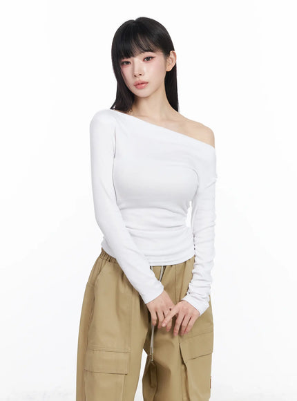 chic-off-shoulder-shirred-blouse-cf519