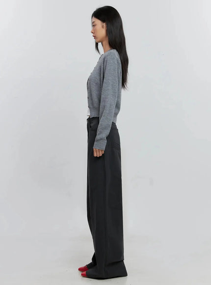 Classic Button-up Cardigan IS515