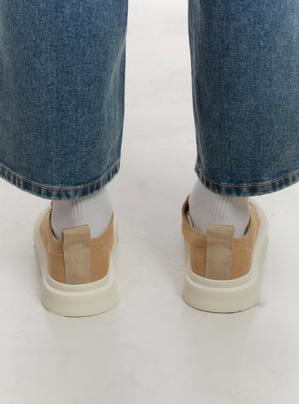 mens-square-lace-up-sneakers-ia504