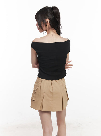 graphic-print-off-shoulder-crop-top-cy520