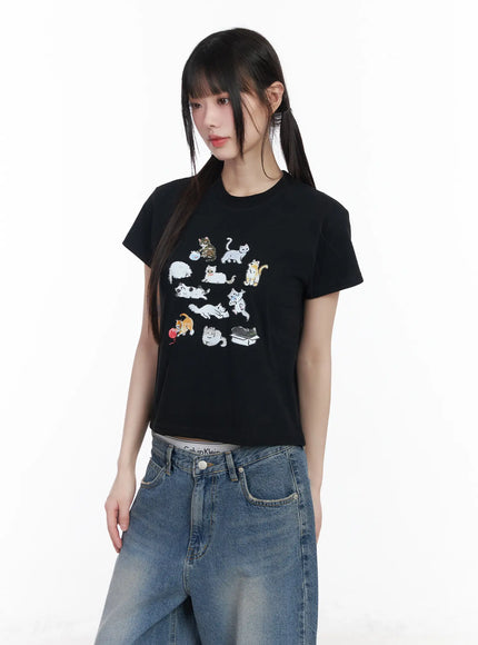 Kitty Graphic Semi-Crop Tee CM526