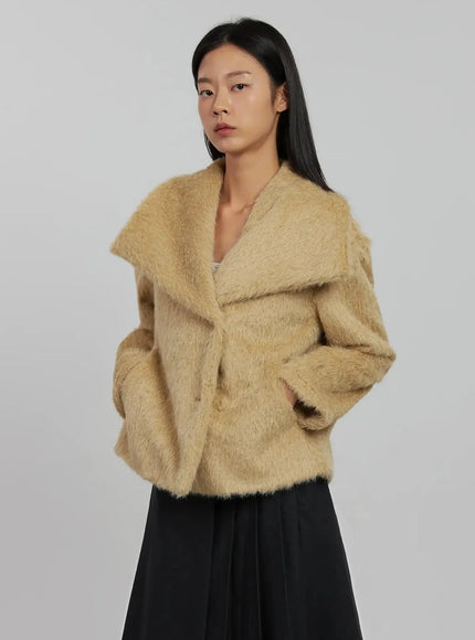 wide-collar-faux-fur-coat-ij509