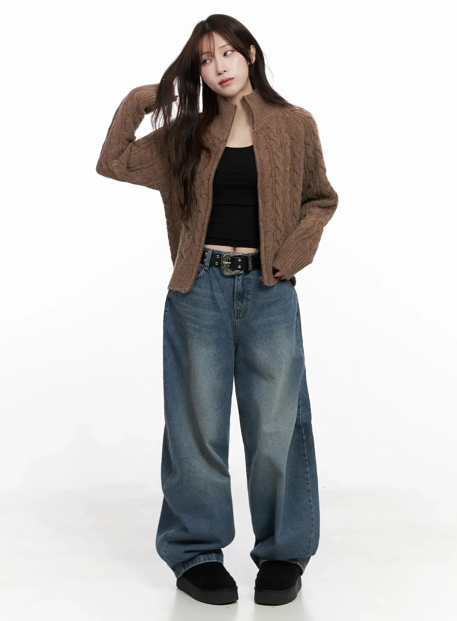 alani-vintage-wash-wide-leg-jeans-in525