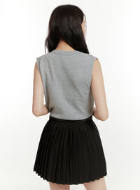 v-neck-sleeveless-knit-top-ou418
