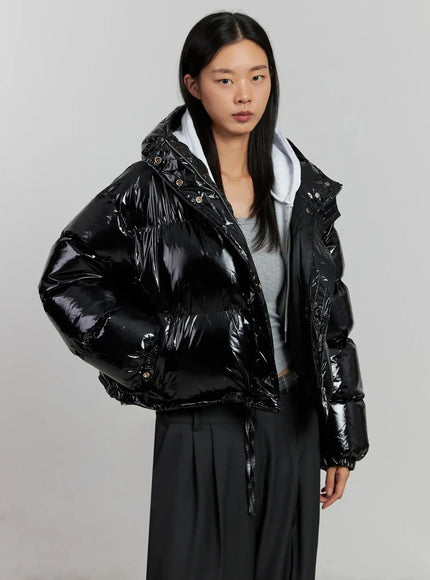 glossy-hooded-puffer-jacket-ij502