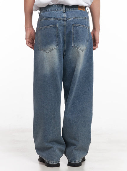 mens-washed-wide-fit-jeans-iy520