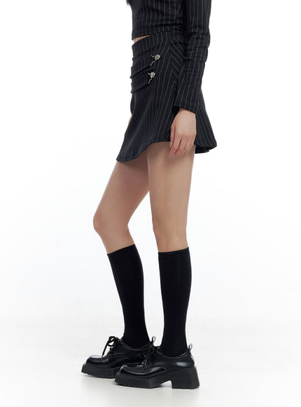 striped-buckle-mini-skirt-co426