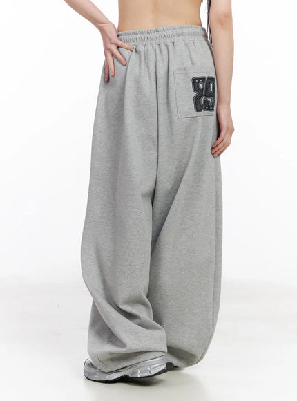 wide-leg-graphic-sweatpants-cf518