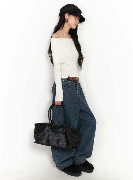 buttoned-faux-leather-cap-in528