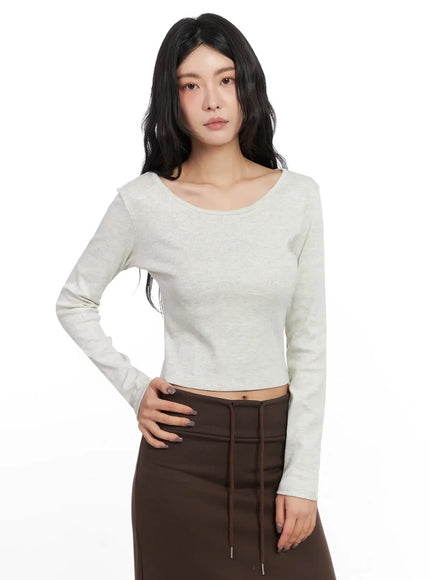 u-neck-crop-long-sleeve-top-in528