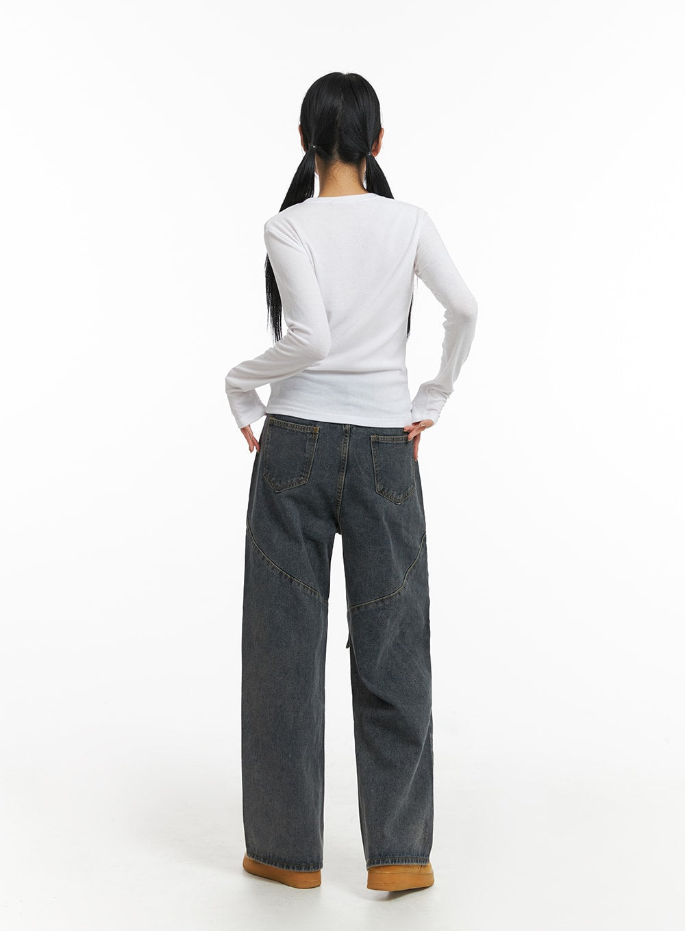 mid-waist-cargo-jeans-cj411