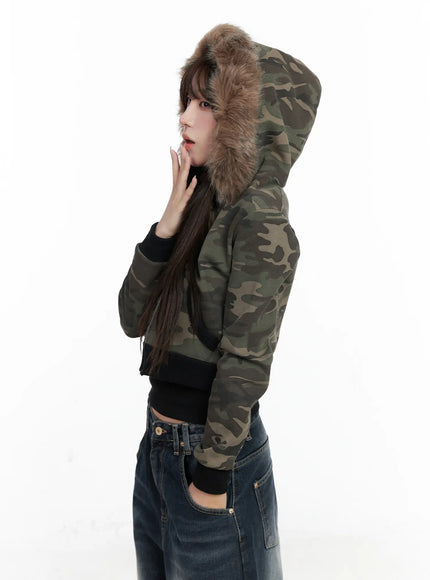 Camo Faux Fur Crop Zip-Up Hoodie CO521