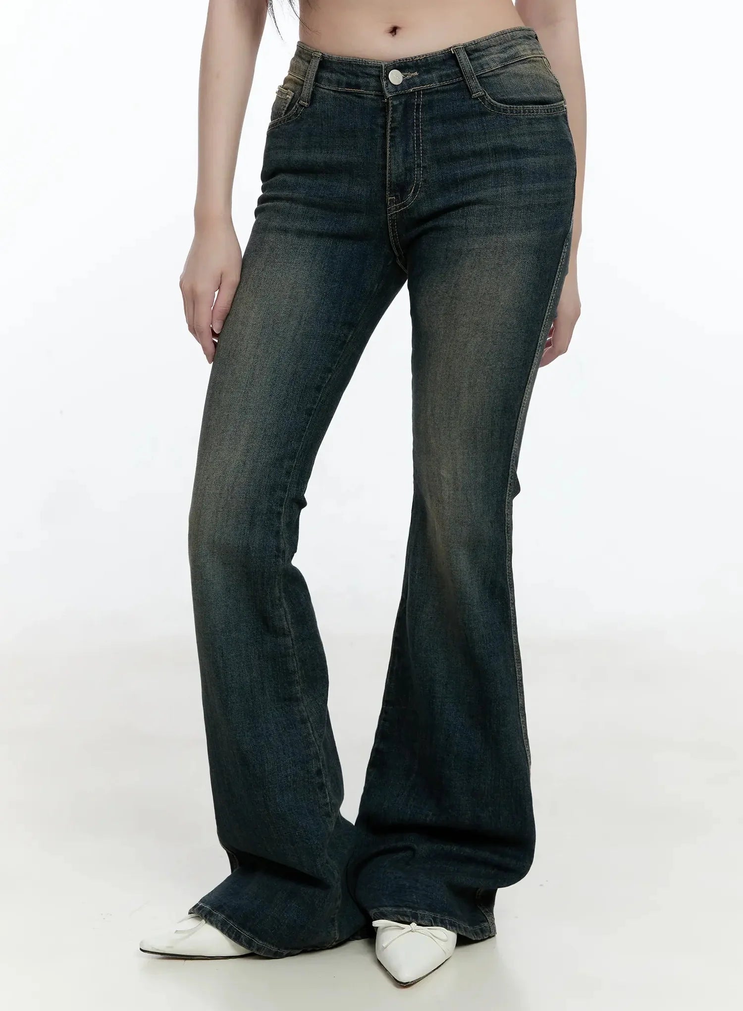 karla-vintage-logo-flare-jeans-io520