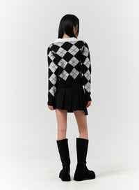 knit-fabric-collar-argyle-pattern-button-cardigan-cd322