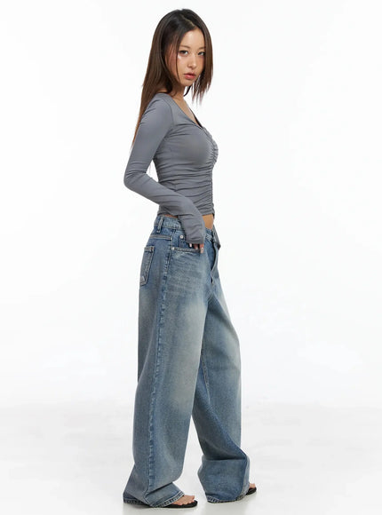 v-neck-shirred-long-sleeve-top-ia527
