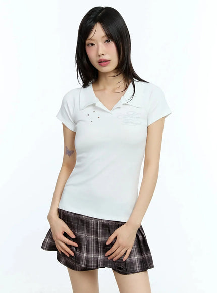 eyelet-graphic-collared-tee-iu524