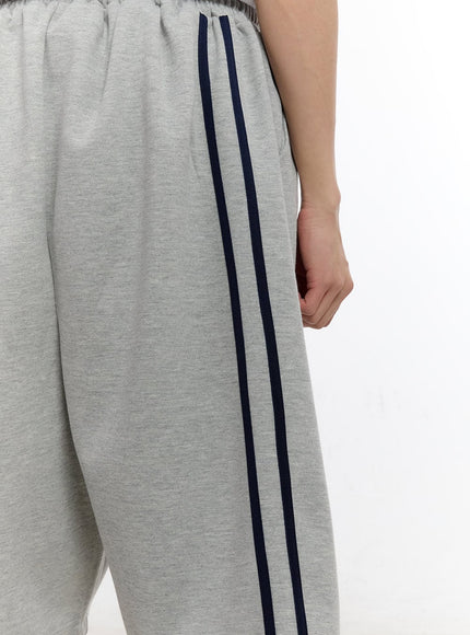 mens-graphic-wide-fit-sweat-shorts-ia504