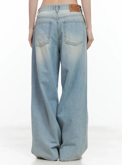 gyuri-dirty-wash-distressed-wide-jeans-cu530