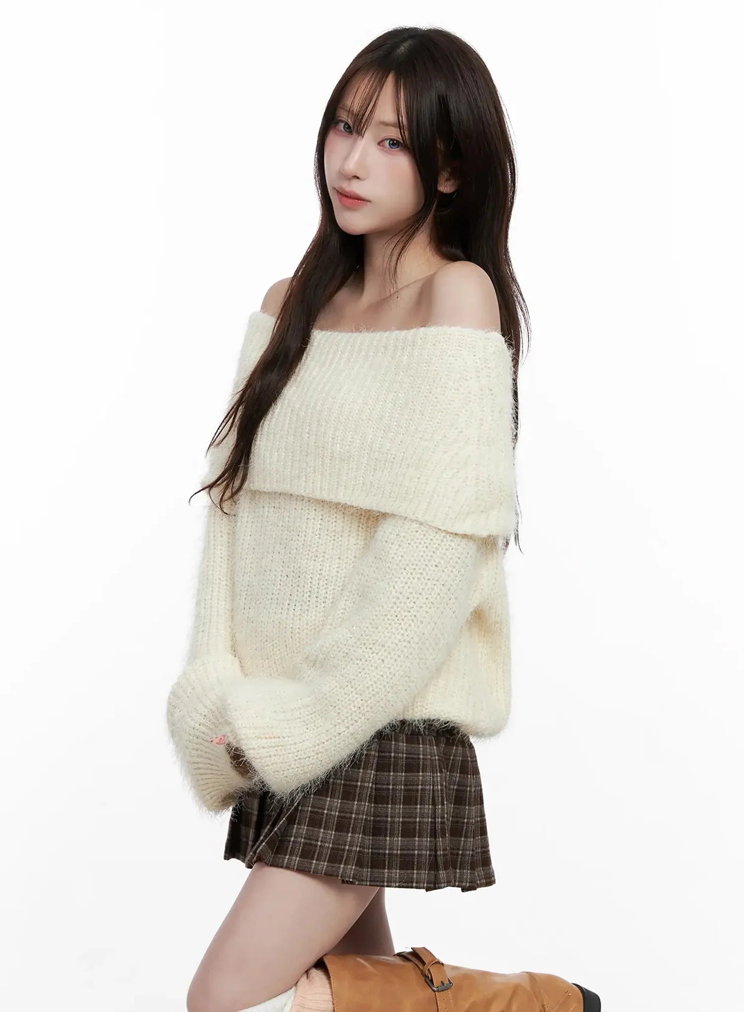 cozy-off-shoulder-knit-sweater-in514