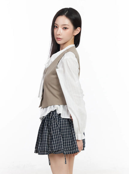 buttoned-back-belted-crop-vest-cm519