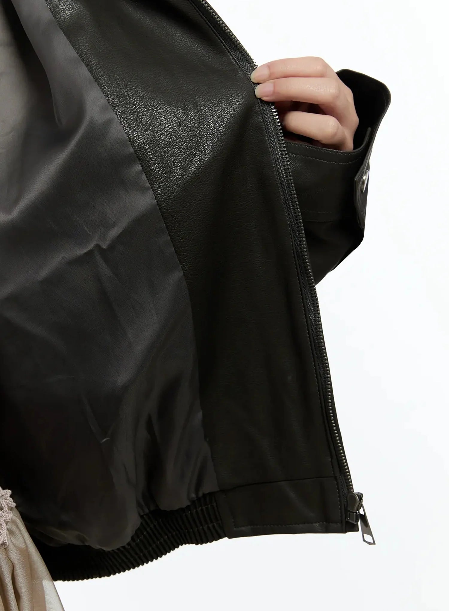 zippered-faux-leather-biker-style-jacket-io520