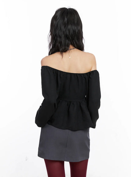 off-shoulder-shirred-ribbon-blouse-co508