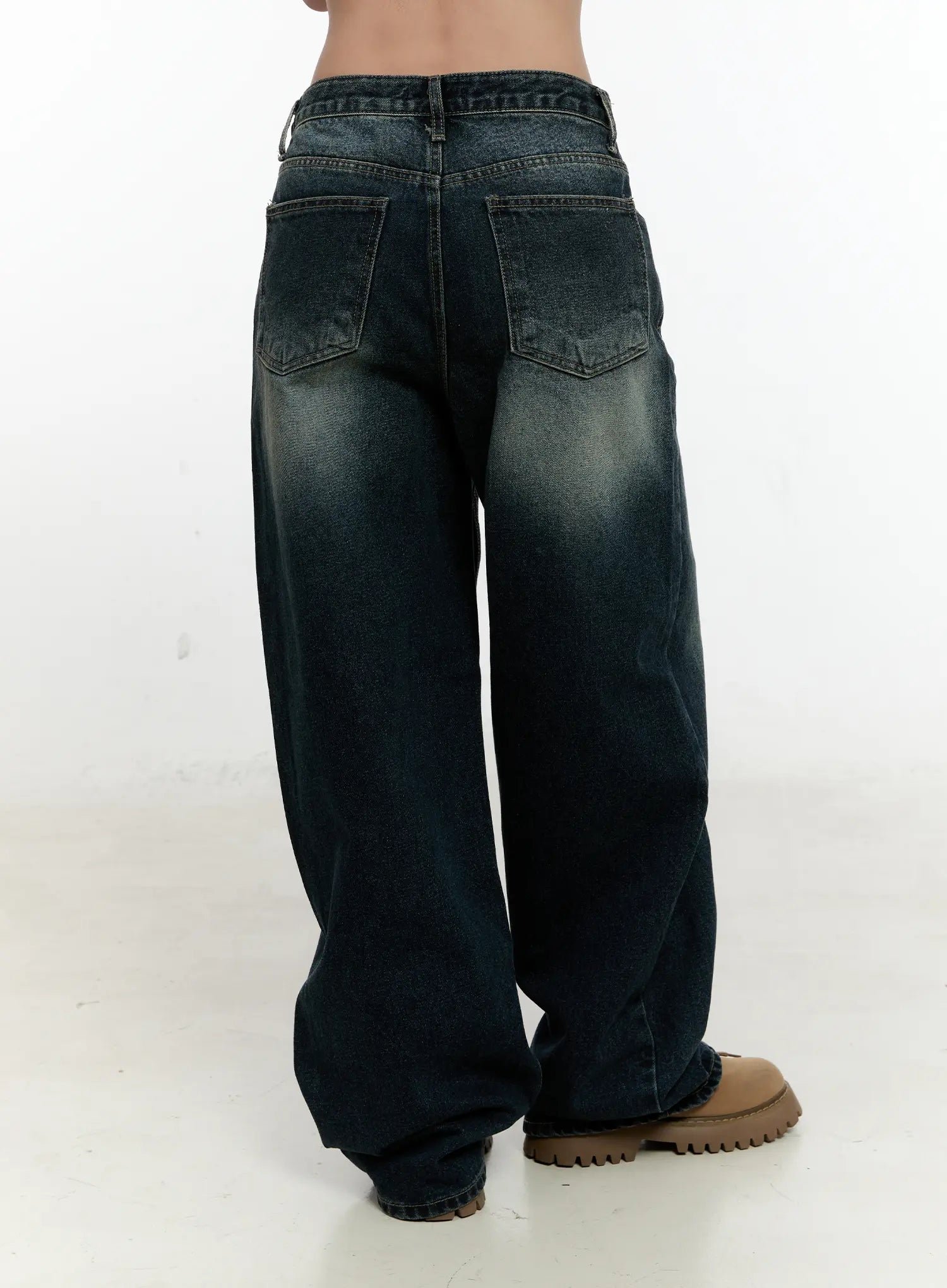 charli-vintage-washed-wide-leg-jeans-cn505