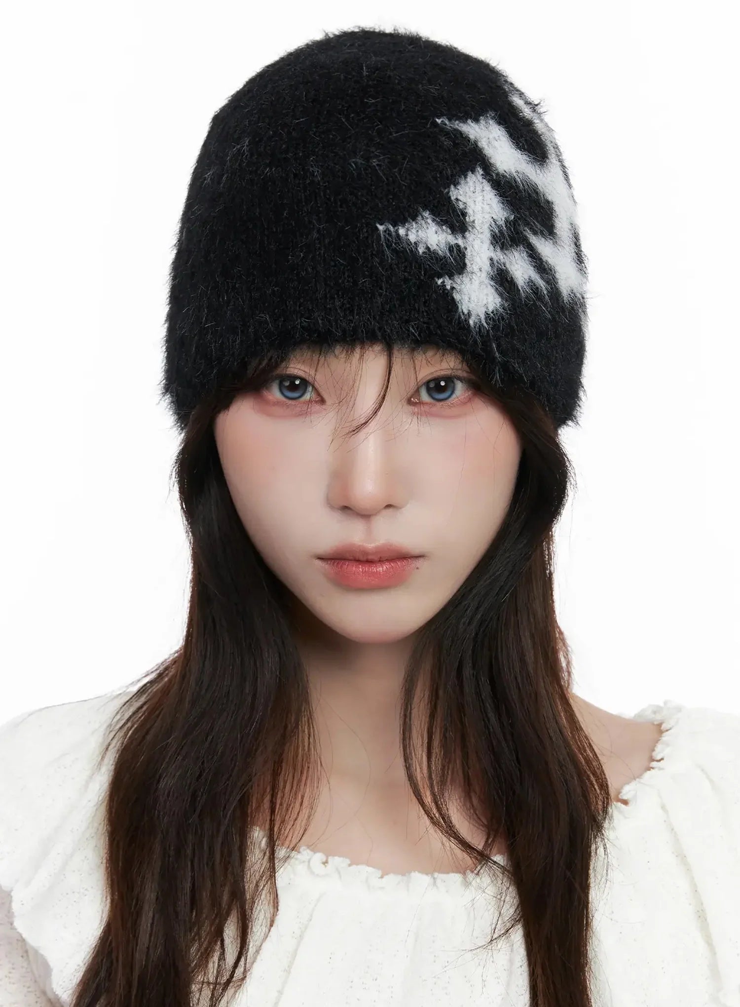 fuzzy-graphic-beanie-in514