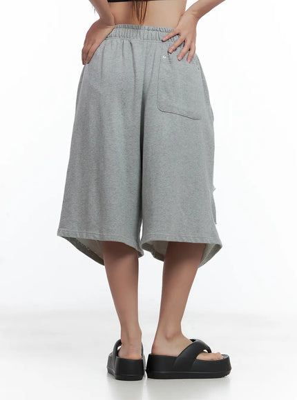 distressed-bermuda-sweatshorts-cl508