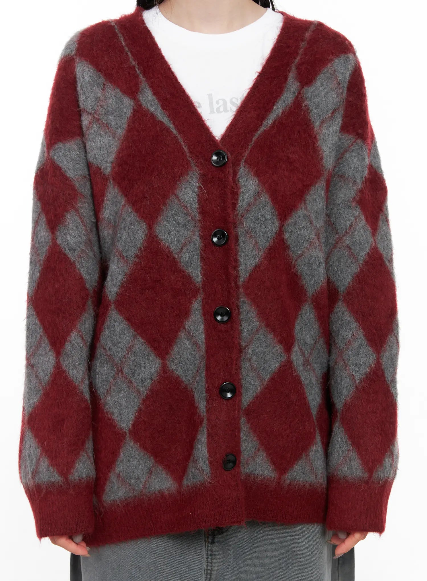 oversized-argyle-knit-cardigan-cn512