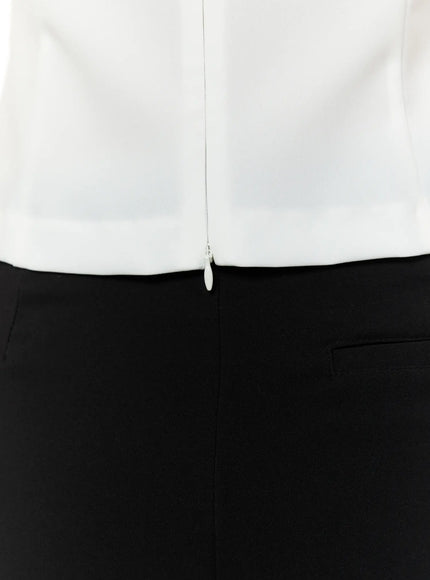 chic-off-shoulder-sleeveless-blouse-iu503