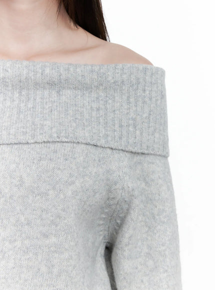 Off-Shoulder Knit Long Sleeve Top CO506