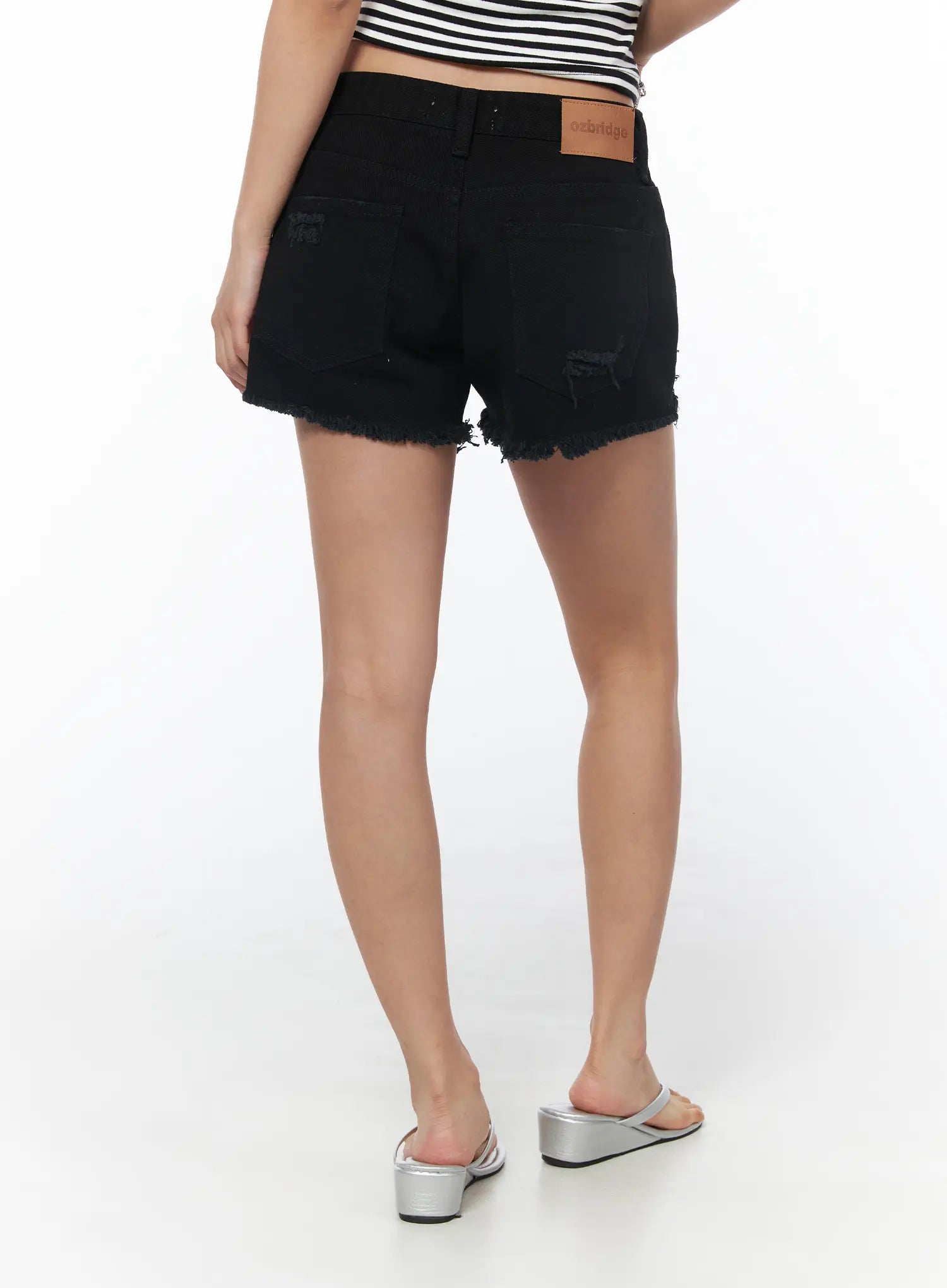 distressed-black-shorts-cu502