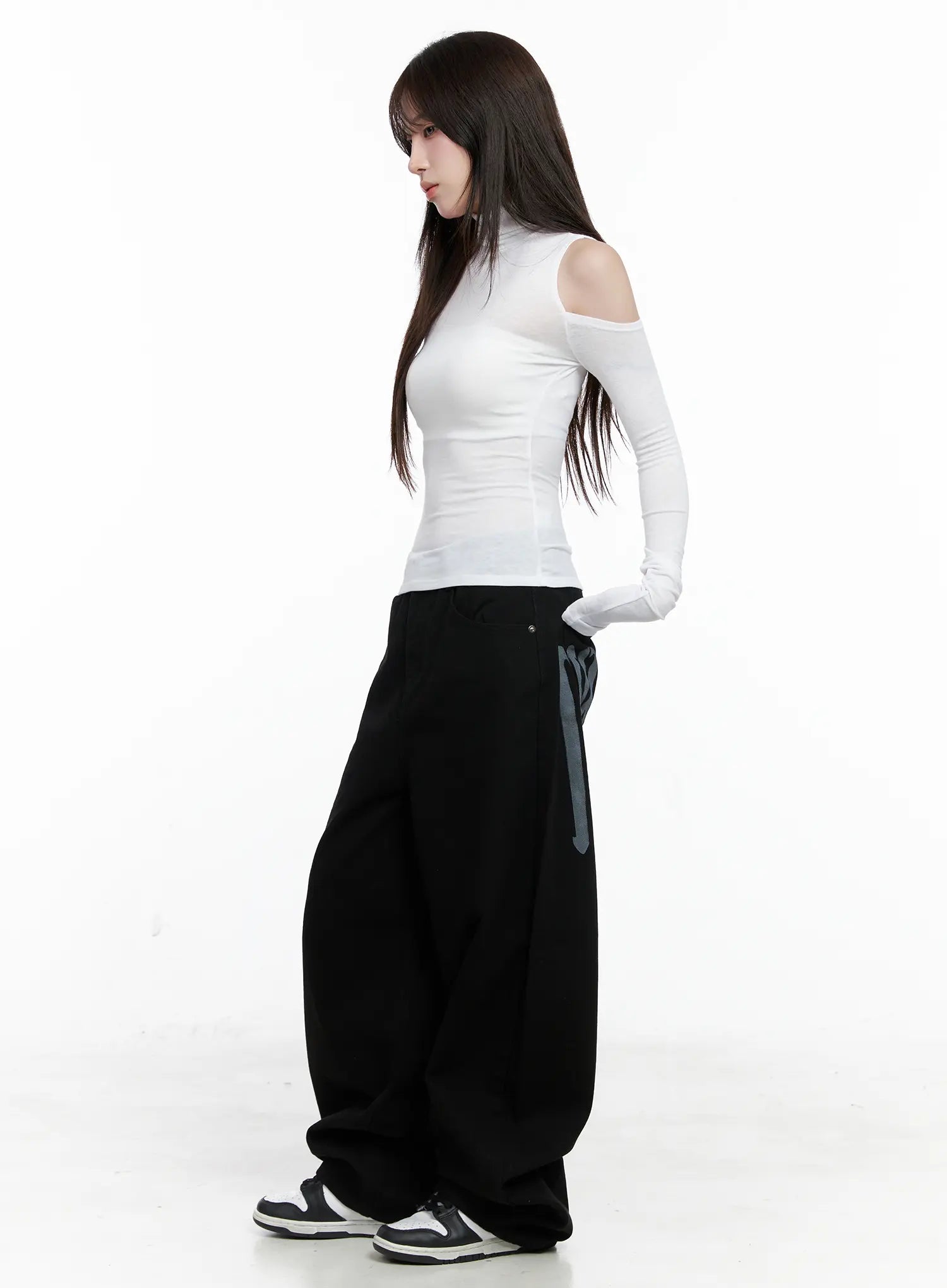 baggy-black-graphic-cotton-pants-co521