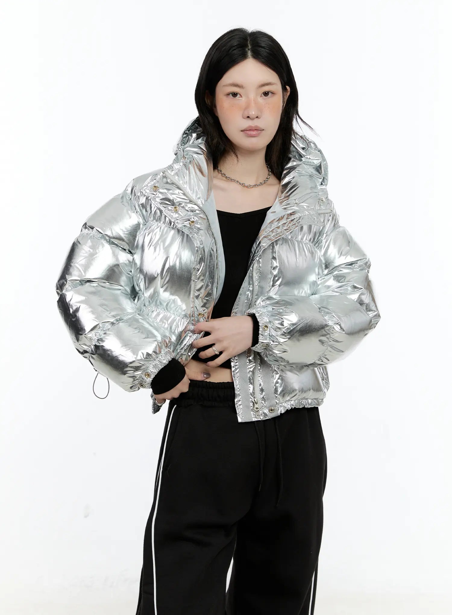 shiny-hooded-puffer-jacket-cn517